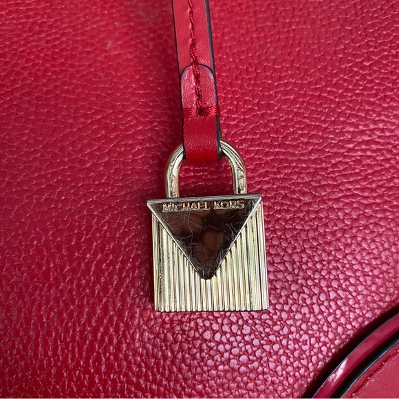 MICHAEL KORS Mercer Gallery Medium Center Zip Leather Tote in Bright Red - Picture 12 of 13